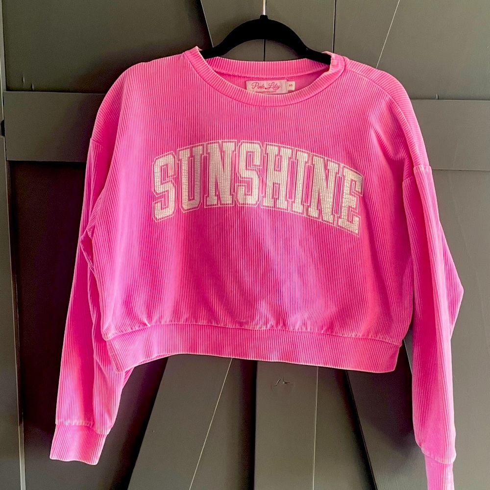 Pink Lily crop sweatshirt